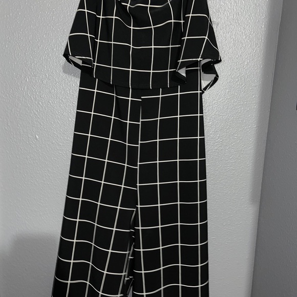 Forever21 Culotte Grid Print jumpsuit - Picture 2 of 5